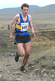 4.__jethro_lennox_on_the_final_section_from_ingleborough_to_the_finish.jpg